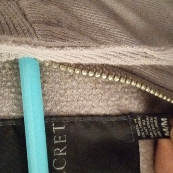 Victoria secret jacket - Picture 6 of 6